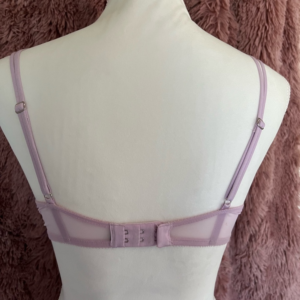 Victoria Secret Bra - Picture 2 of 7